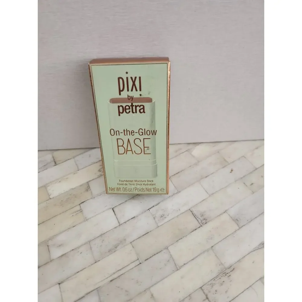 Pixi by Petra On-the-Glow Base Nutmeg NEW